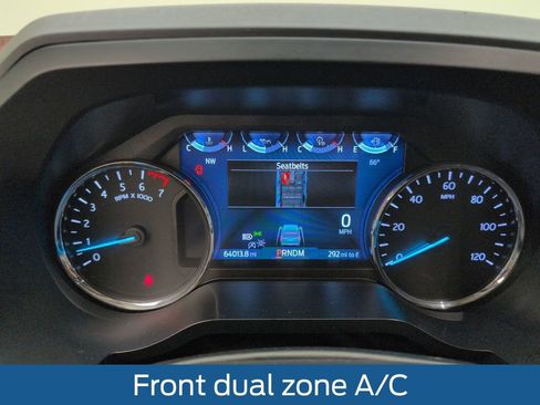 Used 2023 Ford Expedition Max XLT image 27