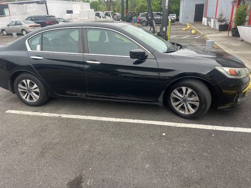 Used 2014 Honda Accord LX image 6