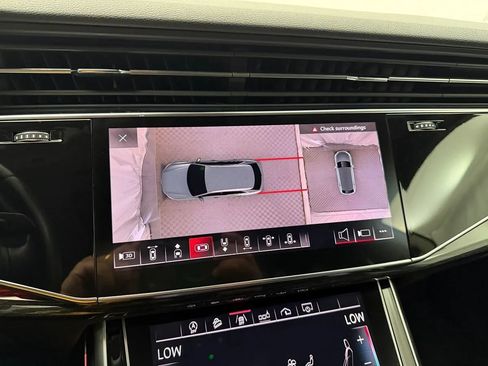 Used 2019 Audi Q8 Premium Plus AWD/4WD image 26
