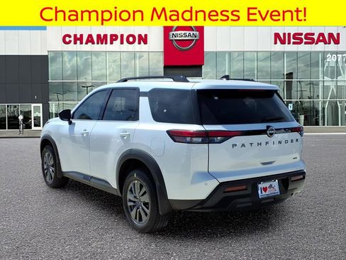 New 2026 Nissan Pathfinder SV image 5