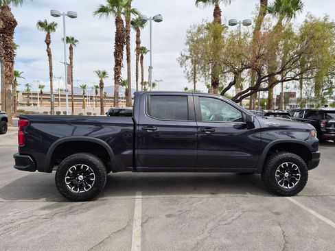 Certified 2022 Chevrolet Silverado 1500 ZR2 w/ Technology Package AWD/4WD image 6
