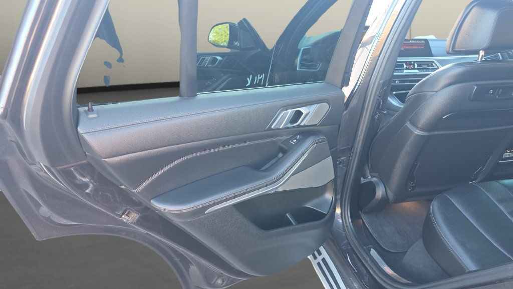 Used 2020 BMW X5 sDrive40i w/ Premium Package RWD image 15