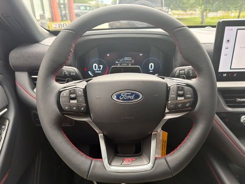 New 2026 Ford Explorer ST AWD/4WD image 33