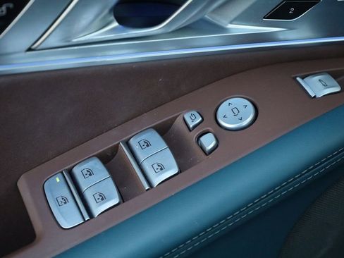 Used 2023 BMW XM image 37