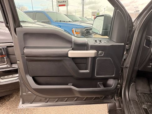 Used 2018 Ford F150 Lariat w/ Equipment Group 502A Luxury AWD/4WD image 13