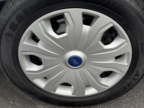 Used 2022 Ford Transit Connect XL FWD image 30