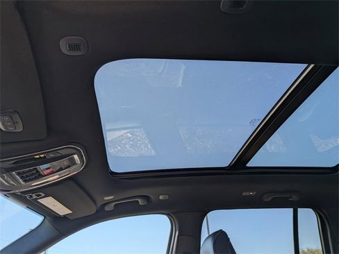 New 2025 Jeep Grand Cherokee Overland w/ Trailer Tow Package image 21