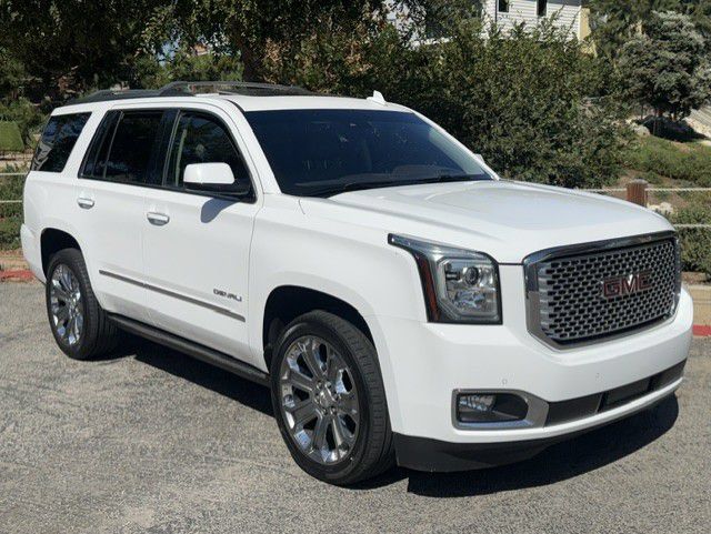 Used 2015 GMC Yukon Denali w/ Premium Package AWD/4WD image 1