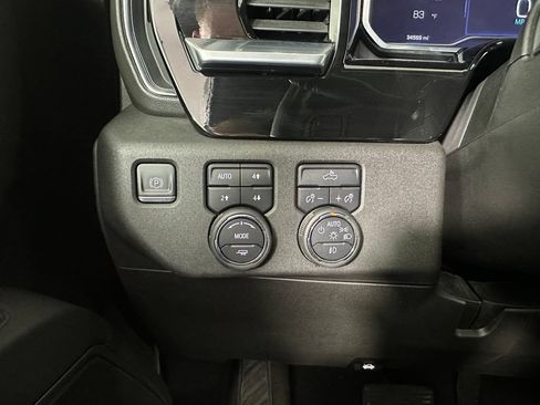 Used 2022 Chevrolet Silverado 1500 RST w/ Z71 Off-Road Package AWD/4WD image 25