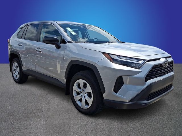 Used 2025 Toyota RAV4 LE FWD image 3