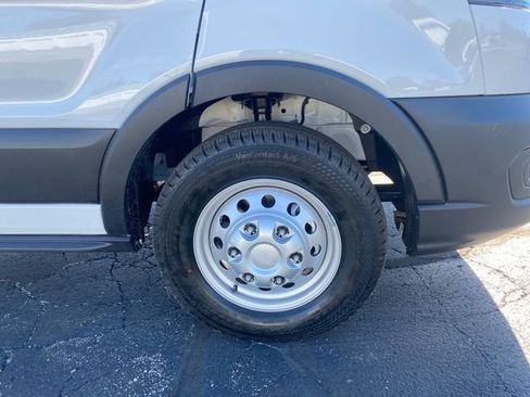 New 2026 Ford Transit 250 148 Medium Roof Extended AWD image 19