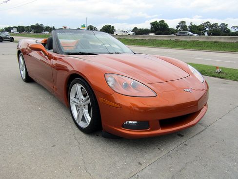 Used 2008 Chevrolet Corvette Convertible w/ Preferred Equipment Group RWD image 3