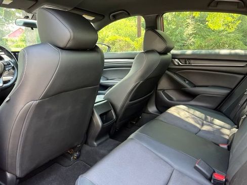 Used 2019 Honda Accord Sport image 15