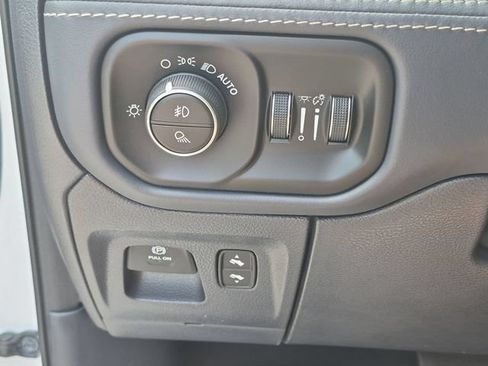 Used 2020 RAM 1500 Limited AWD/4WD image 20