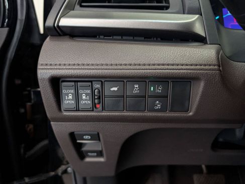 Used 2020 Honda Odyssey EX-L image 37