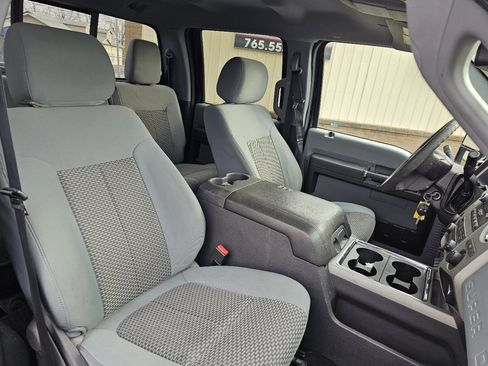 Used 2016 Ford F250 XLT w/ XLT Premium Package image 14