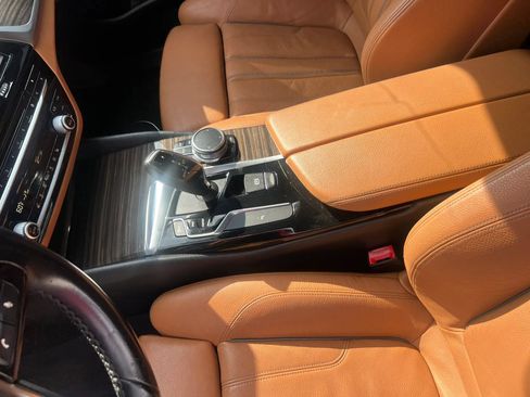 Used 2018 BMW 540i xDrive w/ Premium Package AWD/4WD image 16