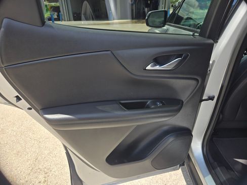 Used 2021 Chevrolet Blazer LT FWD image 14