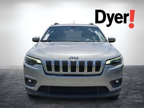 Used 2019 Jeep Cherokee Latitude w/ Popular Appearance Group AWD/4WD image 10