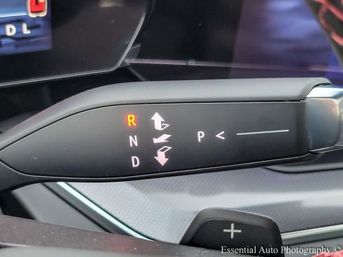 New 2026 Chevrolet Suburban RST w/ RST Capability Package image 18