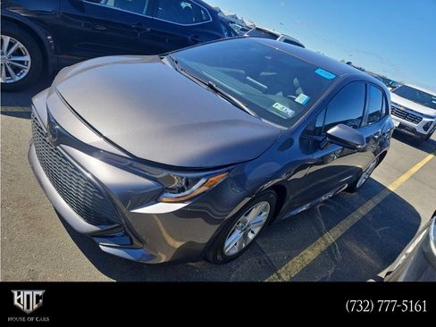 Used 2021 Toyota Corolla SE w/ SE Preferred Package FWD image 1