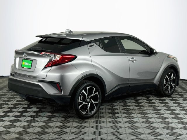 Used 2020 Toyota C-HR XLE FWD image 8