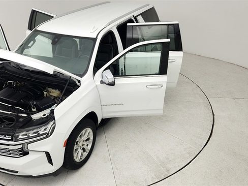 Used 2022 Chevrolet Suburban Premier image 42