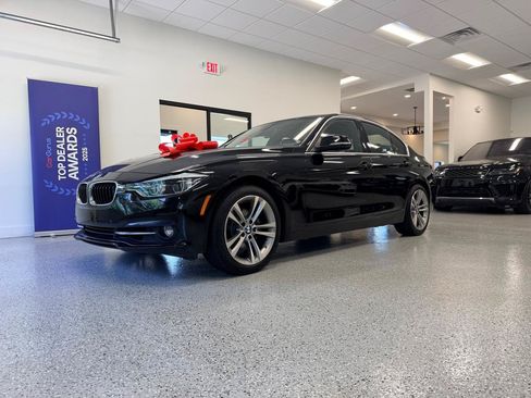 Used 2018 BMW 330i Sedan RWD image 14