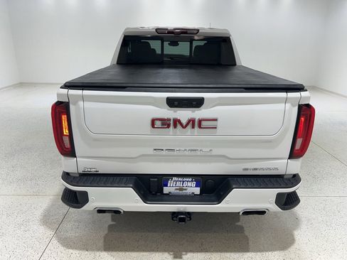 Used 2022 GMC Sierra 1500 Denali w/ Denali Reserve Package image 4