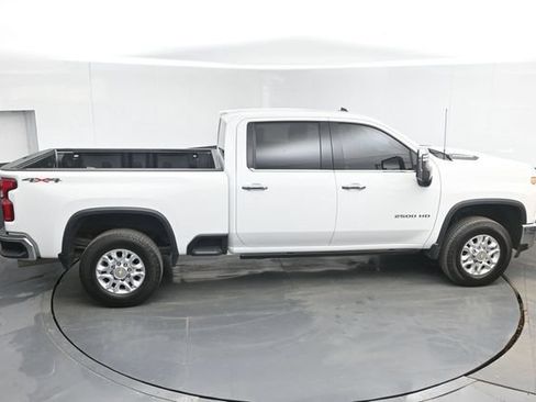 Used 2023 Chevrolet Silverado 2500 LTZ AWD/4WD image 38