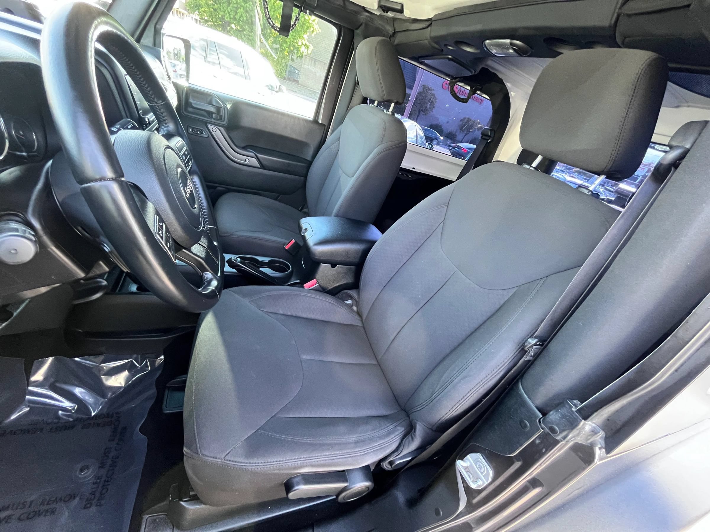 Used 2018 Jeep Wrangler Sport AWD/4WD image 10
