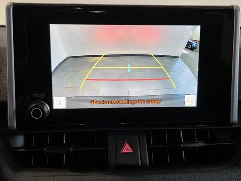 Used 2024 Toyota RAV4 XLE image 19