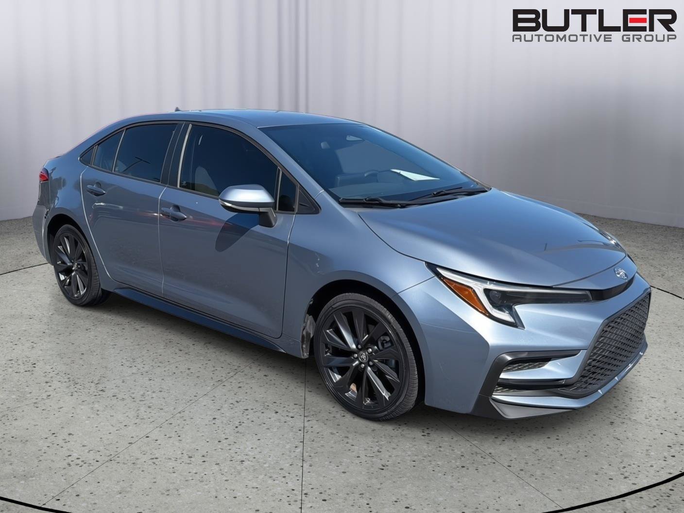 Used 2023 Toyota Corolla SE FWD image 8