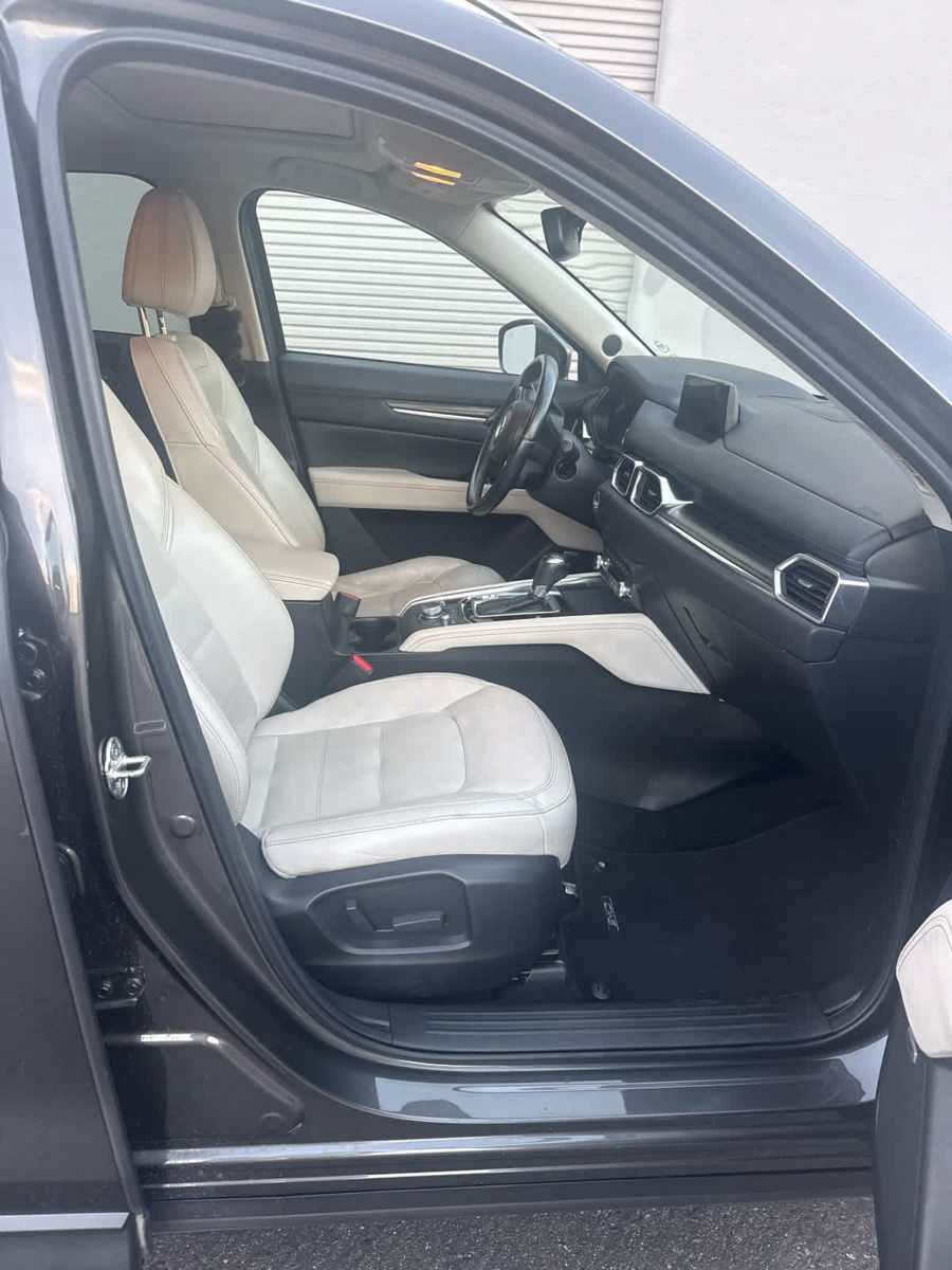 Used 2019 MAZDA CX-5 Grand Touring FWD image 5
