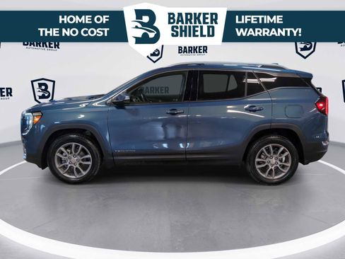 Used 2024 GMC Terrain SLT w/ Infotainment Package II AWD/4WD image 6