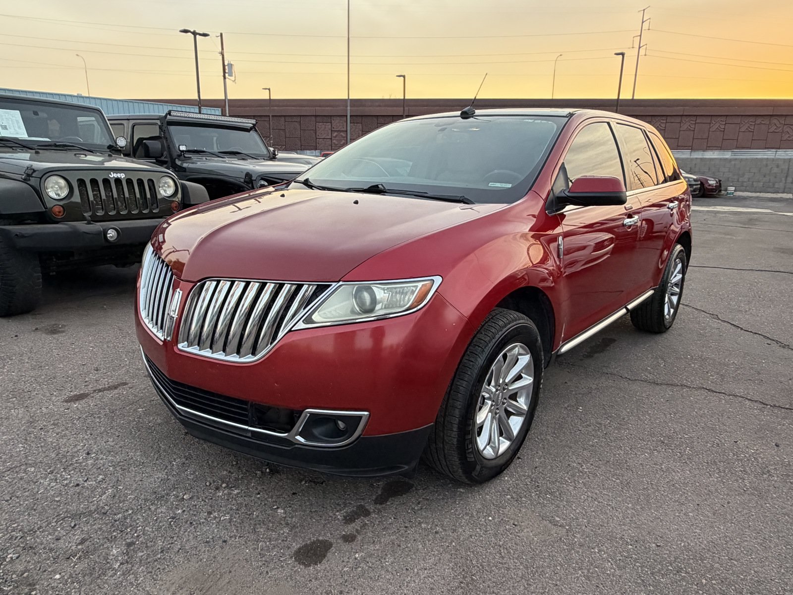 Used 2011 Lincoln MKX 2WD w/ 101A Rapid Spec Order Code image 1