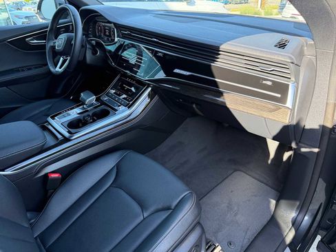 New 2025 Audi Q8 Premium Plus image 11