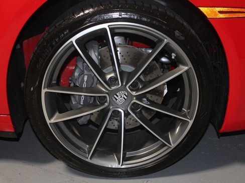 Certified 2024 Porsche 911 Carrera image 13