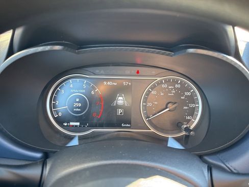 New 2025 Nissan Versa SV w/ Trunk Package image 10