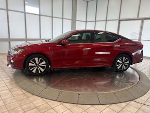 Used 2019 Nissan Altima 2.5 SV image 5