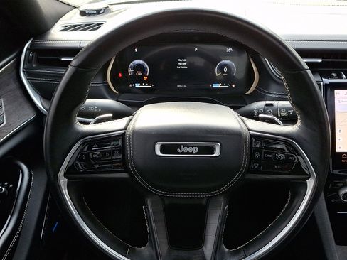 Used 2022 Jeep Grand Cherokee L Overland image 14