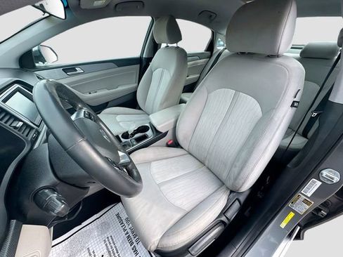 Used 2018 Hyundai Sonata SE image 19