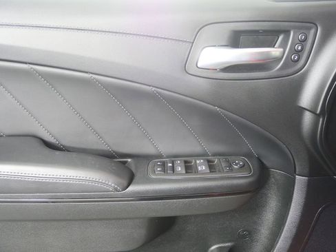 Used 2022 Dodge Charger R/T w/ Plus Group image 9