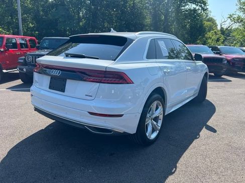 Used 2022 Audi Q8 Premium AWD/4WD image 30