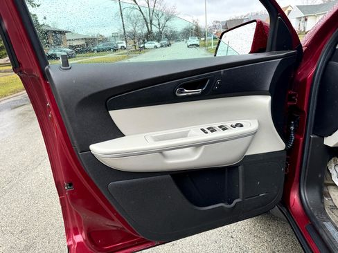 Used 2010 GMC Acadia SLT image 7