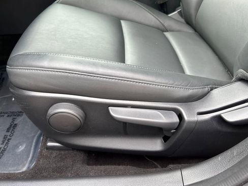 Used 2023 MAZDA CX-30 AWD 2.5 S w/ Select Package image 16