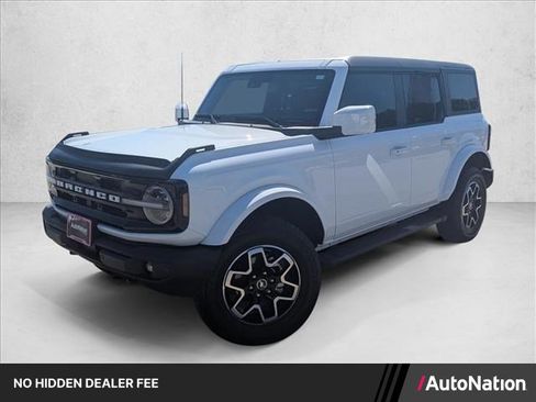 Used 2024 Ford Bronco Outer Banks AWD/4WD image 1
