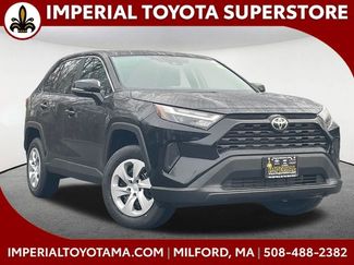 New 2025 Toyota RAV4 LE video 1