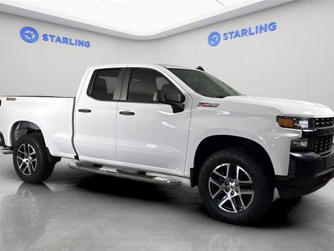 Used 2019 Chevrolet Silverado 1500 Custom Trail Boss w/ Custom Convenience Package image 12