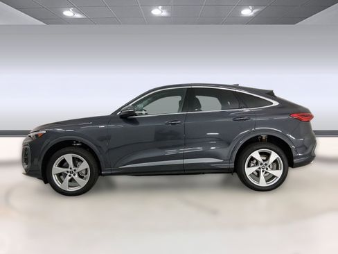 New 2025 Audi Q5 Premium Plus image 2